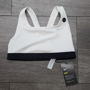 Girls Nike Sports Bra